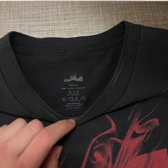 Vintage distressed T shirt - Picture 3 of 5